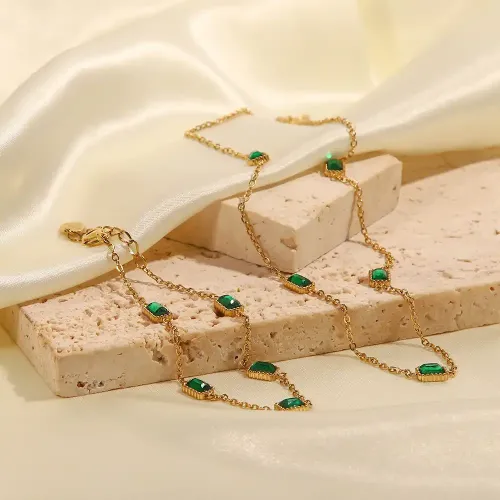 ZTNT86 Chic Square Emerald Zircon Collarbone Chain Elegant Necklace and Bracelet Set