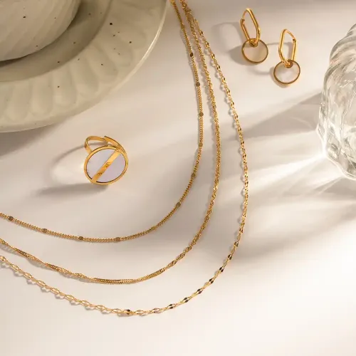 ZTNT30 18K Gold Plated Triple-Layer Necklace for Women Elegant Jewelry Accessory