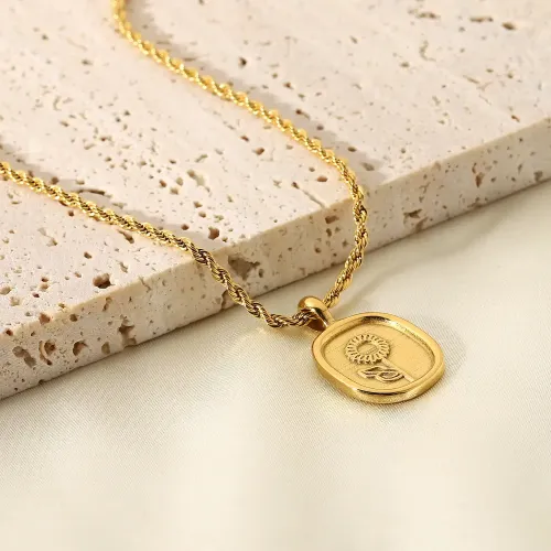 ZTNT378 18K Gold Plated Oval Coin Rose Pendant Necklace 316L Stainless Steel Hip Hop Jewelry