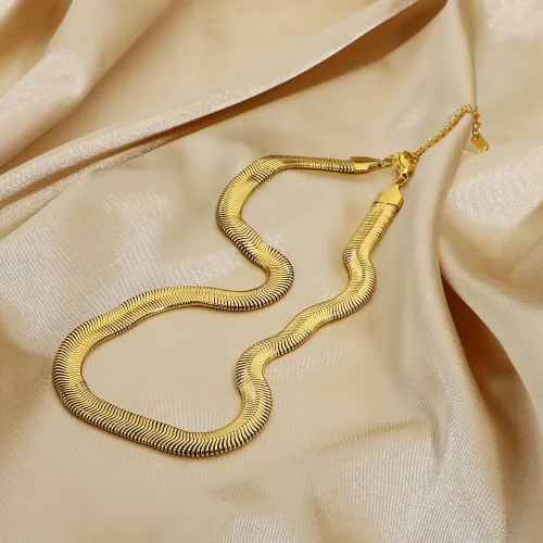 ZTNT71 Women's Gold Snake Chain Clavicle Necklace Stainless Steel Individually Packaged