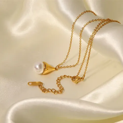 ZTNT146 Green Natural Stone Pendant Necklace Geometric Golden Water Drop Design New Elegant Jewelry