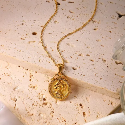 ZTNT451 18K Gold-Plated Stainless Steel 1901 Queen Elizabeth Coin Pendant Double-Sided Relief Necklace