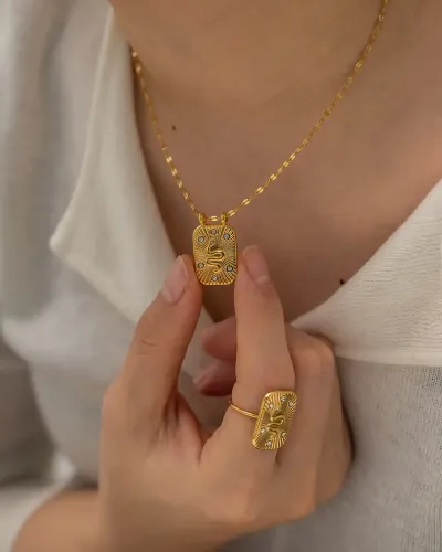 ZTNT488 18K Gold Plated Square Diamond Snake Pendant Stainless Steel Necklace