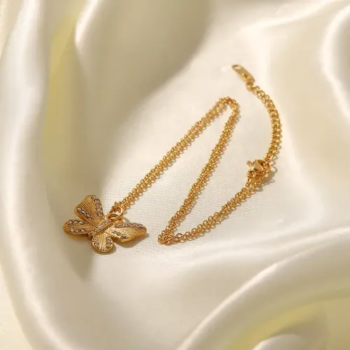 ZTNT492 Chic Bow Pendant Necklace with Diamond Women’s Non-Fading Clavicle Chain