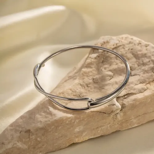ZTBT236 Electroplated Steel Color Women's Stainless Steel Hand Bracelet Jewelry