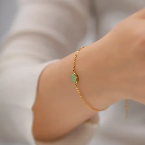 ZTBT65 18K Gold-Plated Stainless Steel Bracelet with Green Aventurine Stone Pendant