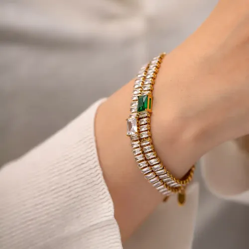 ZTBT230 Elegant 18K Gold Plated Square Green Zircon Bracelet Stainless Steel Women's Jewelry