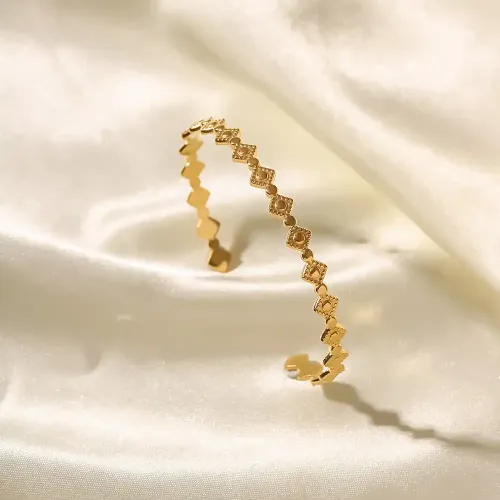 ZTBT229 Chic Open Cuff Bracelet for Women 18K Gold Plated Stainless Steel Second Hand Luxury