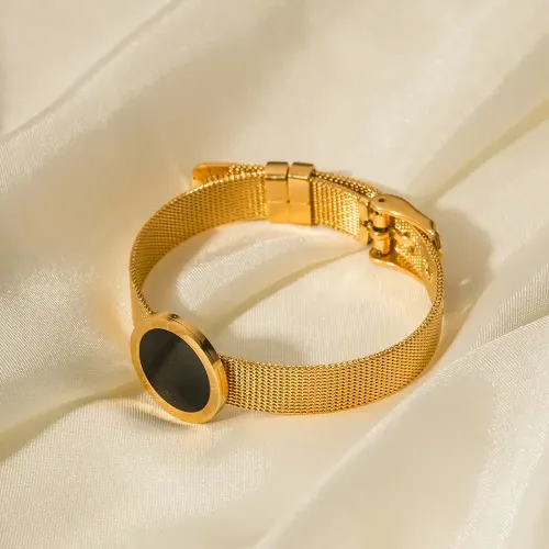 ZTBT195 16K Gold Stainless Steel Roman Numeral Watch with Matching Bracelet Set