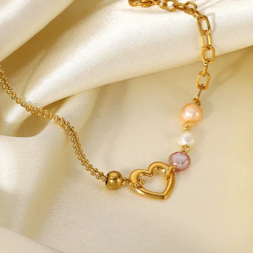 ZTBT84 18K Gold-Plated Pearl Bracelet with Stainless Steel Heart Pendant for Women