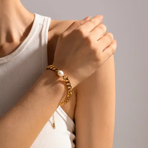 ZTBT182 18K Gold Plated Cuban Chain Bracelet with Single Pearl Women's Stainless Steel Jewelry Individually Packaged