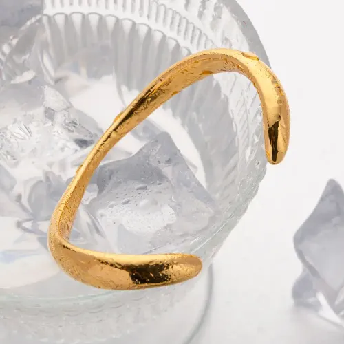 ZTBT15 18K Gold-Plated Irregular Open Cuff Bracelet in Stainless Steel for Women
