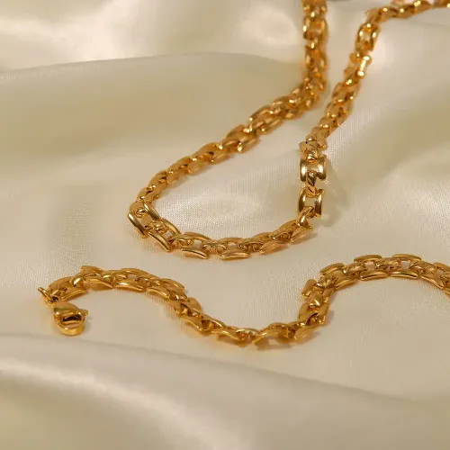 ZTBT77 Elegant 18K Gold Plated Pendant Chain Bracelet Chic Stainless Steel Jewelry