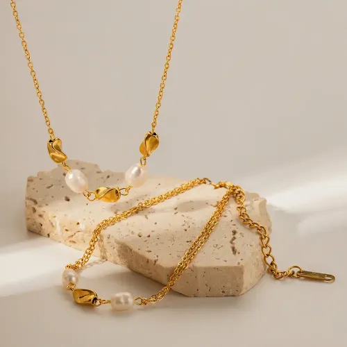 ZTBT98 Elegant 18K Gold Stainless Steel Pearl Bracelet for Women Wholesale Jewelry
