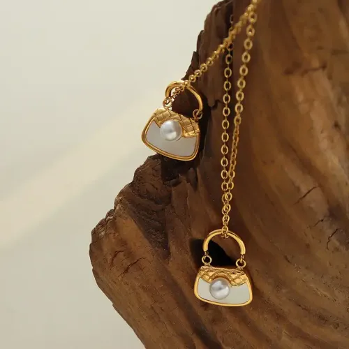 FXNT697 Korean Imitation Pearl Clavicle Necklace with Seashell Bag Pendant