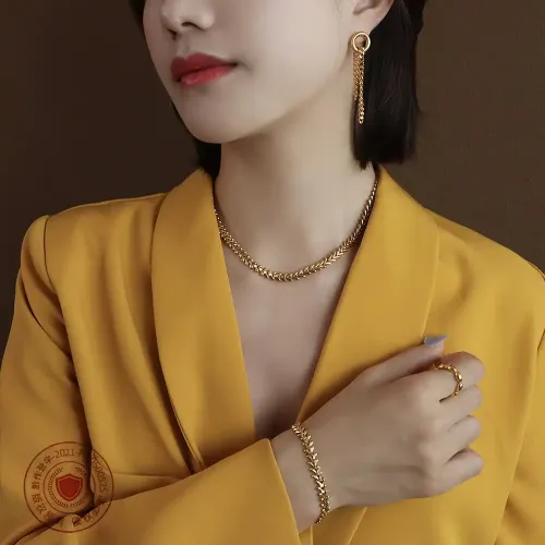 FXNT406 18K Gold Leaf Motif Necklace Set Clavicle Chain & Bracelet Combo