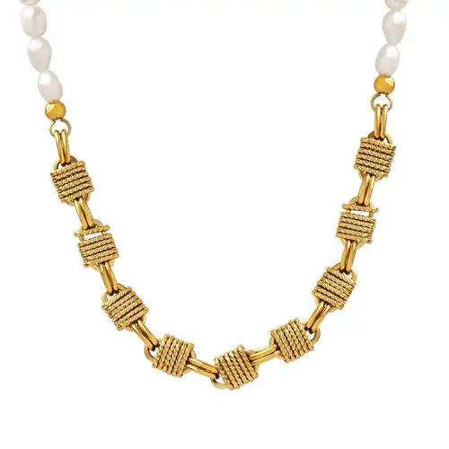 FXNT595 Elegant Geometric Brass Spliced Chain with Natural Freshwater Pearl Necklace