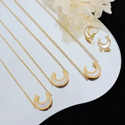 FXNT764 18K Gold Plated Jewelry Set with Moon White Seashell Pendant & Earrings J-K Fashion