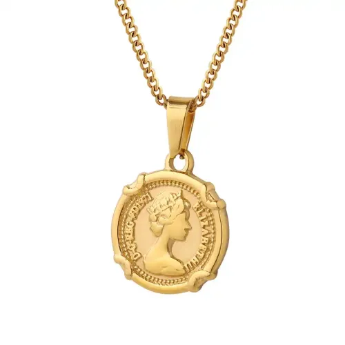 FXNT375 Elegant Queen Head Embossed Round Medal Pendant Necklace Accessory