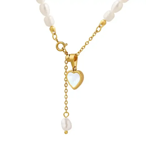 FXNT596 Chic White Sea Shell Heart Pendant with Freshwater Pearl Strand Necklace