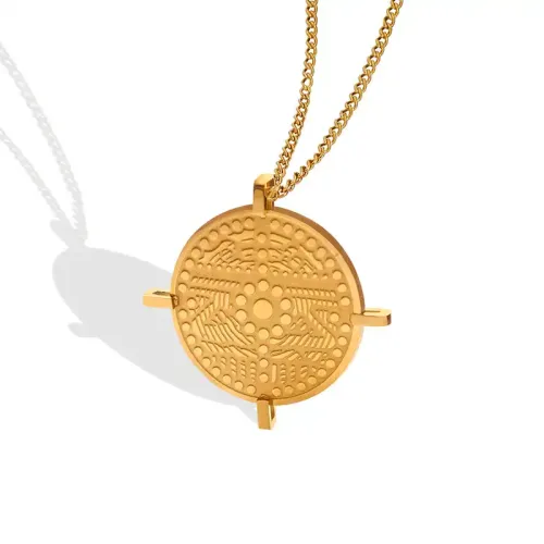 FXNT718 Gold-Plated Geometric Medallion Pendant Necklace, Art Embossed Clavicle Jewelry