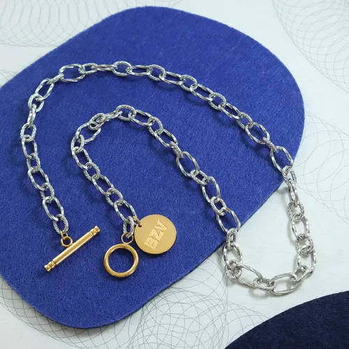 FXNT967 Gold-Plated Punk Rabbit Pendant Necklace for Women Fashion Jewelry