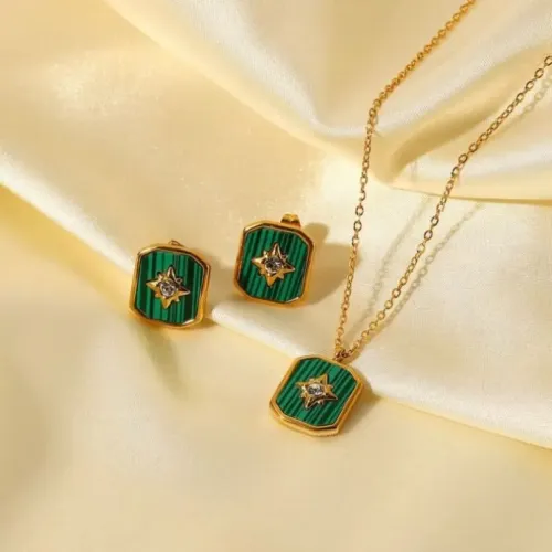 JDET310 18K Gold-Plated Octagram Pendant Necklace & Green Malachite Stud Earrings Set