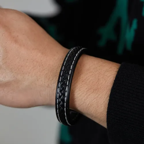 BTM304 Men's Dark Style Leather Bracelet Stainless Steel Magnetic Buckle Casual Leather Bracelet