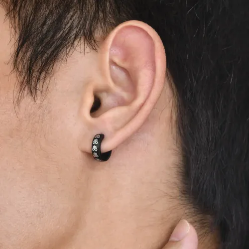 ETM175 Black Stainless Steel Laser Pattern Pierced Earrings for Men Modern Jewelry