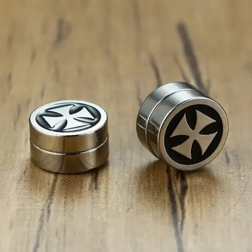 ETM129 Magnetic Cross Ear Clips for Men Non-Piercing Stainless Steel Earrings
