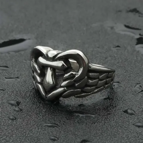 RTM2003 Punk Stainless Steel Shaped Heart Ring Edgy Jewelry for Men Women