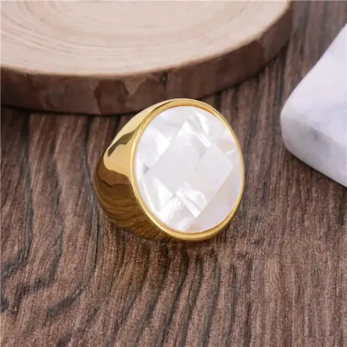 RTM454 Women's Mother-of-Pearl Ring Natural Shell Titanium Stainless Steel