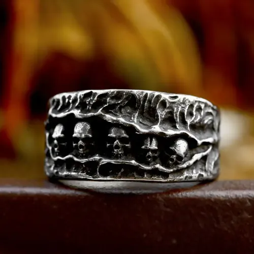 RTM2341 Men's Skull Ring Punk Style Stainless Steel Band Fashion Accessory