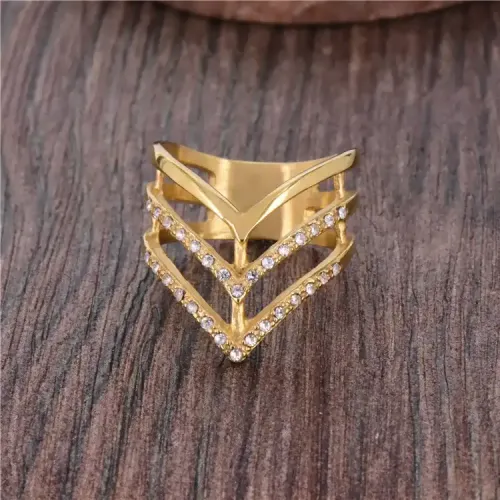 RTM377 V-Shaped Diamond Women's Ring Titanium Steel Luxury Fashion Jewelry
