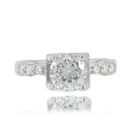 RTM1665 Elegant Korean White Stone & Green Gemstone Ring Stainless Steel Gift for Women