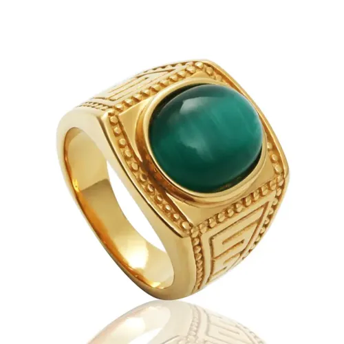 RTM1559 Stainless Steel Emerald Ring Luxurious Green Stone Jewelry for Timeless Elegance