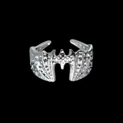 RTM2534 Adjustable Stainless Steel Punk Bat Ring for Women Stylish Accessory