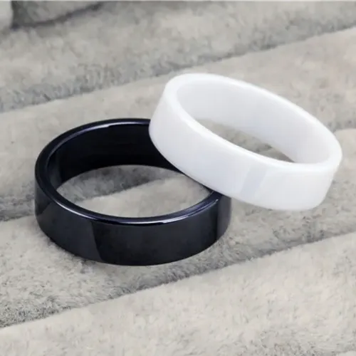 RTM1546 Elegant Black & White Ceramic Couple Rings Unisex Jewelry for Men and Women