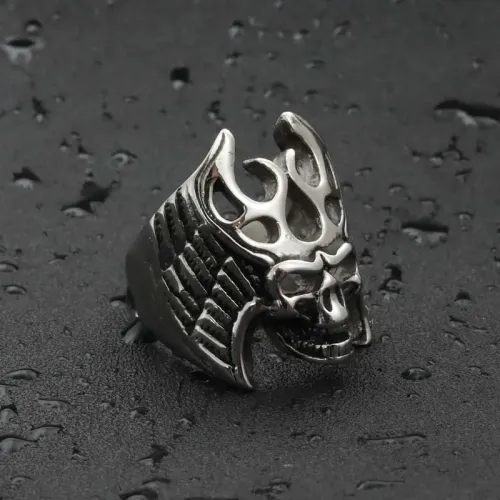 RTM1890 Punk Wings Hollow Skull Ring Stainless Steel Fashion Accessory