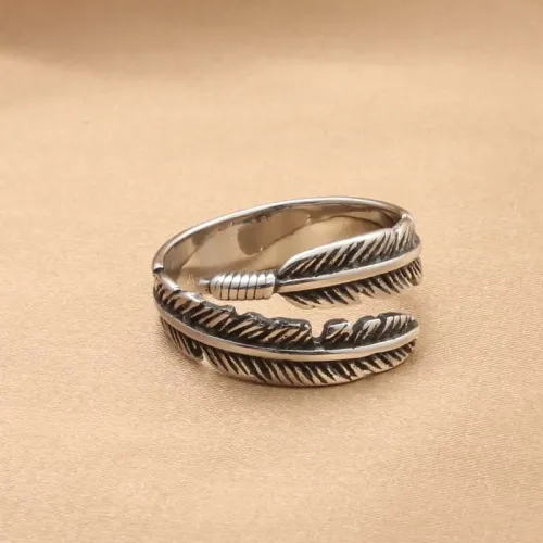 RTM1913 Elegant Winged Animal Design Ring Stainless Steel Jewelry for Men and Women