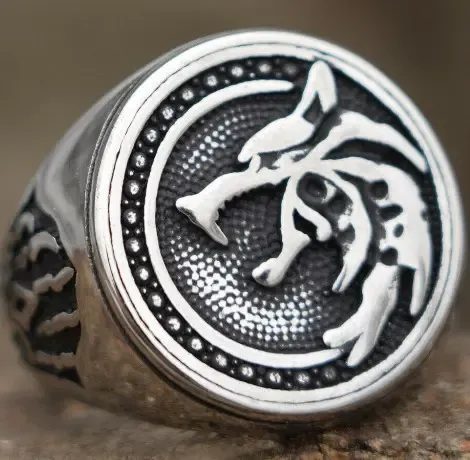 RTM1739 Viking Warrior Wolf Claw Ring Two-Tone Wizard Hunter Design for Men