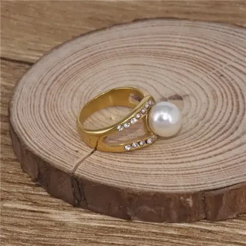 RTM363 Elegant Pearl Diamond Inlaid Women's Titanium Steel Ring Luxury Jewelry
