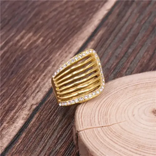 RTM214 Men's Festive Diamond-Encrusted Titanium Steel Ring Luxury Stainless Band