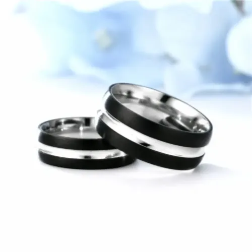 RTM745 Men's Two-Tone Stainless Steel Couple Ring Elegant Jewelry for Partners