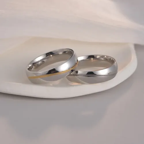 RTM1152 6mm Gold Stainless Steel Couple Rings Elegant Jewelry for Partners