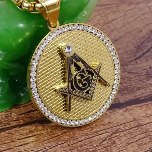NTM638 Gold-Plated Titanium Masonic Mantra Pendant Diamond Koran Key Jewelry