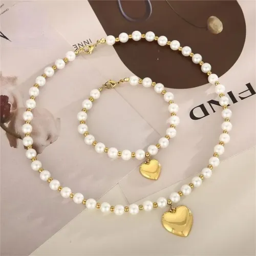 NTM2616 Faux Pearl Beaded Choker Heart Pendant Bracelet Set Fashion Jewelry Combo