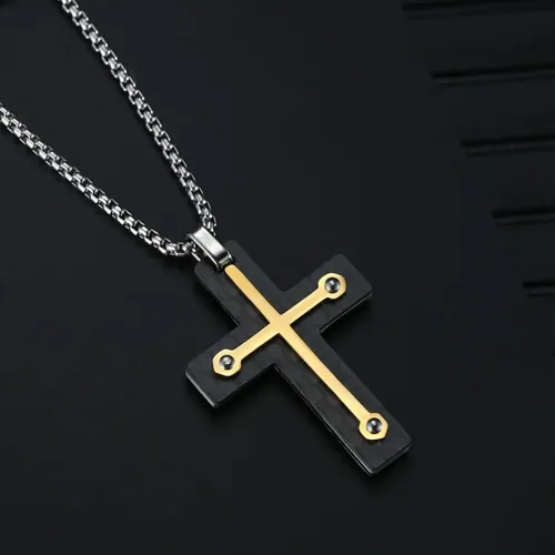 NTM1183 Men's Carbon Fiber Pendant with Stainless Steel Necklace Sleek Accessory