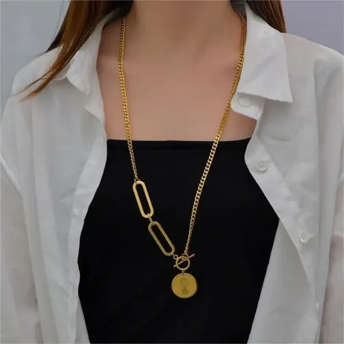 NTM3615 Queen's Portrait Round Tag Necklace with OT Clasp Stainless Steel Clavicle Pendant