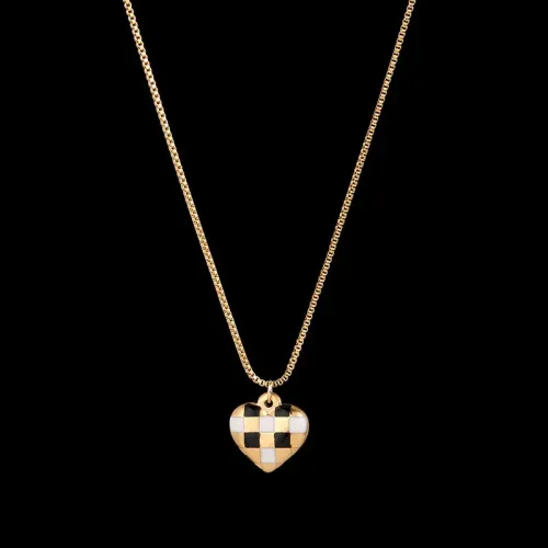 NTM3521 14K Gold Black White Checkered Heart Shell Pendant Necklace for Women Stainless Steel Jewelry